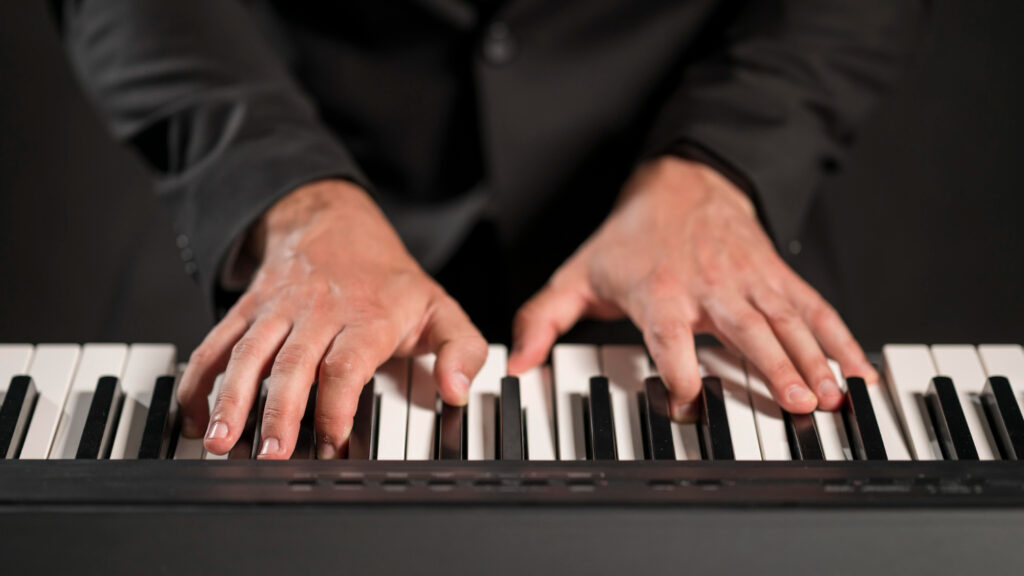 Pianist in Manhattan